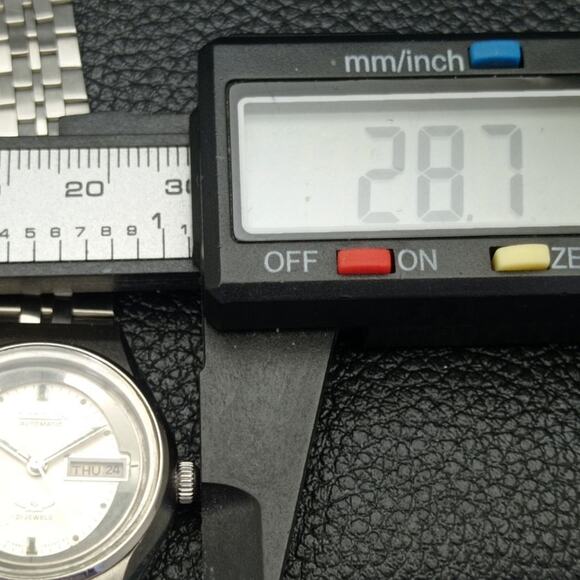 Vintage 1988 Citizen Automatic Womans Silver Watch W/daydate & Silver accents main image 4
